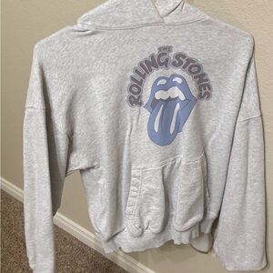 American Eagle Outfitters Cream Hoodie size XS semi oversized worn a couple time